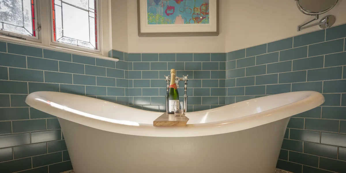 TOWER O ESS COTTAGE 25