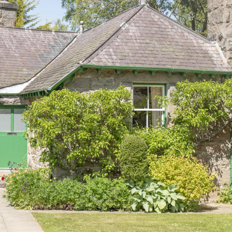 GARDEN COTTAGE 10