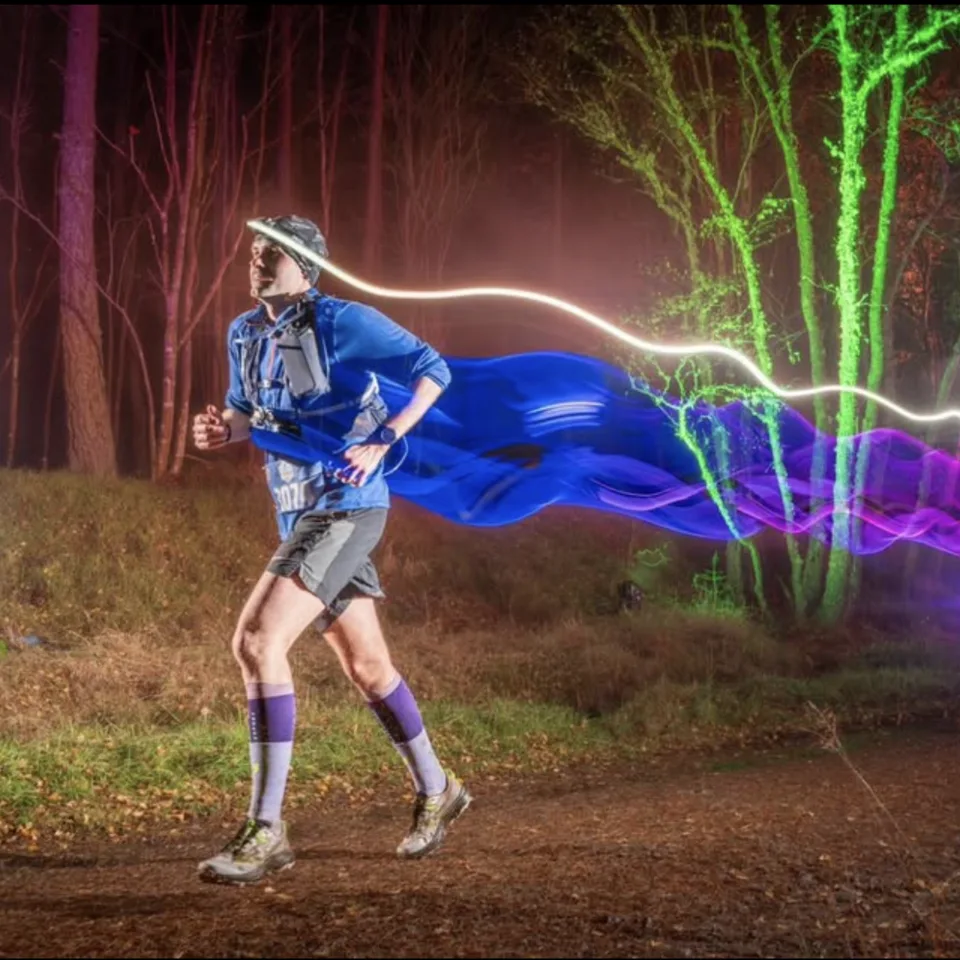 GTW25 Illuminator Run Runner at Night