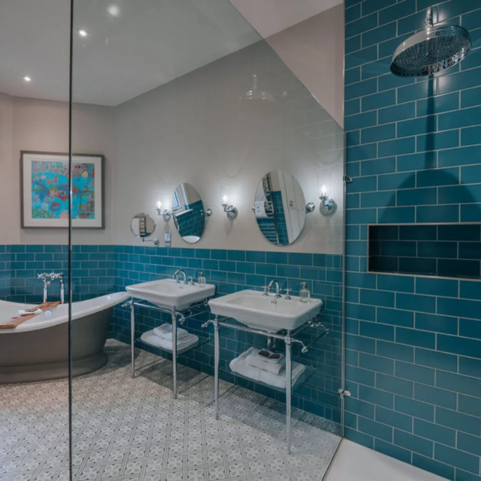 GTW25 Tower O Ess 0096