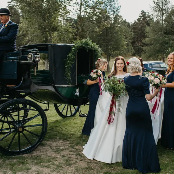 GTW25 Weddings Inspiration Horse and Carriage
