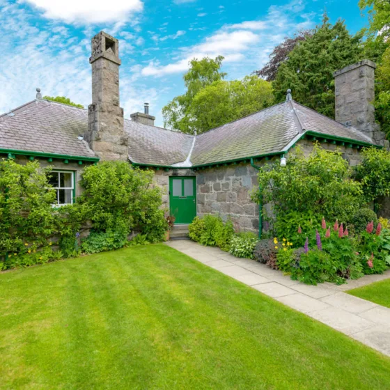 GTW25 Wildlife Pages Garden Cottage