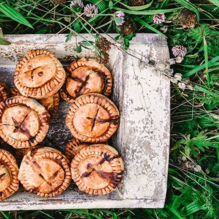 GTW25 Christmas Fair Wark Pies