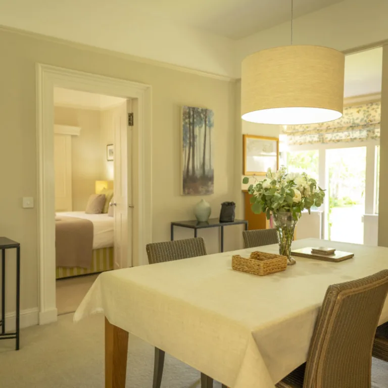 GTW25 GARDEN COTTAGE 23